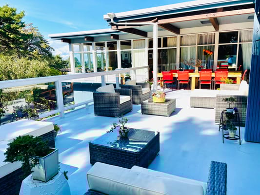 Outdoor seating area with furniture and plants