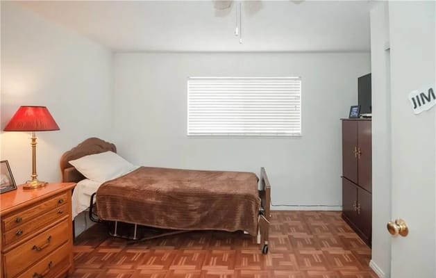 European Christian Home  IV — photo 2