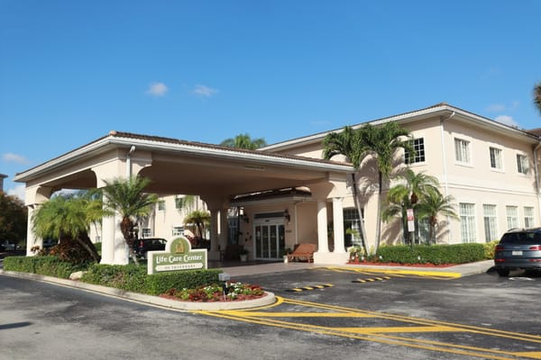 Exterior view of Life Care Center at Inverrary