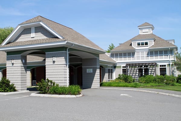 Exterior view of Kaplan Family Hospice House