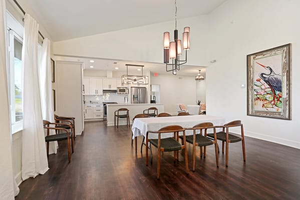 Peristyle Residences – Old Metairie Gardens