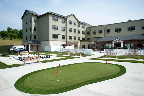 Exterior view of Braemar at Wallkill with outdoor spaces