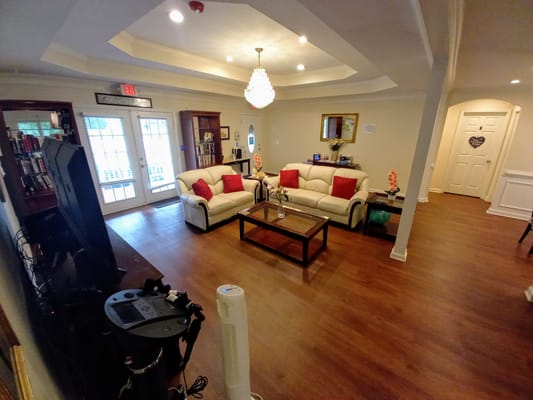 Common area with seating and decor