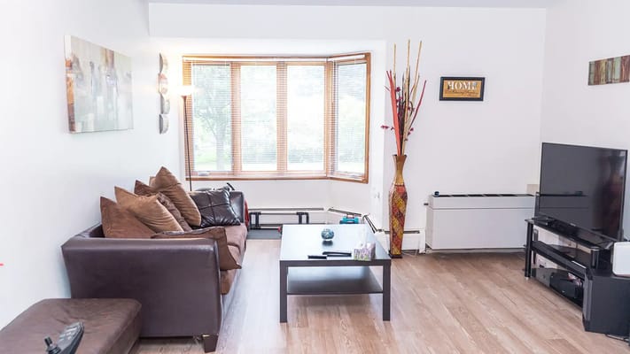 Cozy common area with comfortable seating