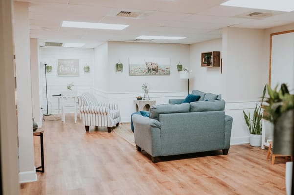 Bright and inviting common area in a senior living facility
