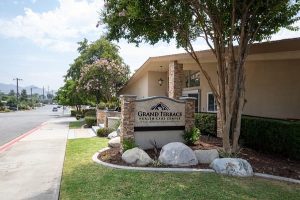 Exterior view of Grand Terrace Health Care Center entrance