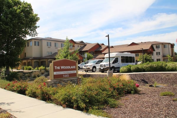 The Woodlake Senior Living — photo 17