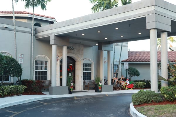 Exterior view of HarborChase of Tamarac entrance