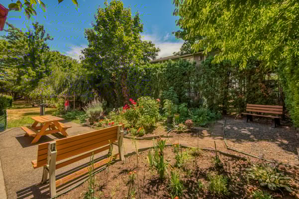 Kirkland Union Manors