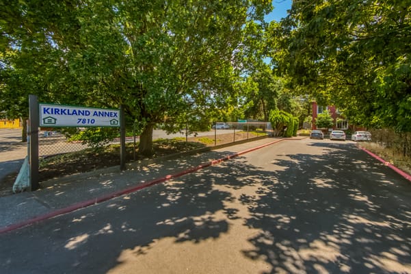 Kirkland Union Manors