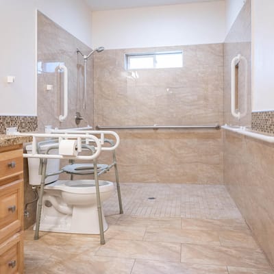 Accessible bathroom with grab bars and sturdy fixtures