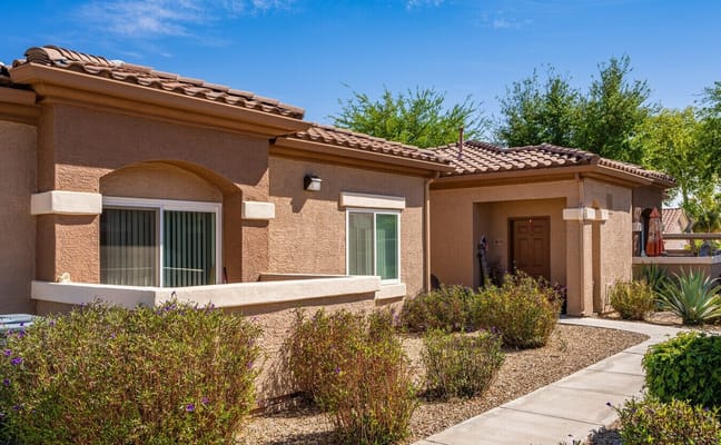 Front view of a residential building at Deer Valley Gardens