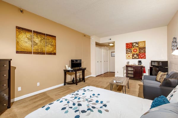Pacific Pointe Independent Living