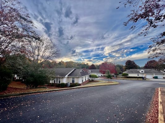 Quiet street and view of buildings at Summer Village Camellia Place, Auburn, AL