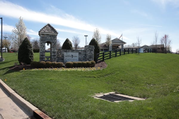 Exterior view of Morning Pointe Senior Living entrance