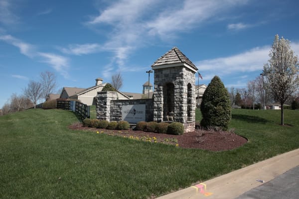 Front entrance of Morning Pointe Senior Living facility