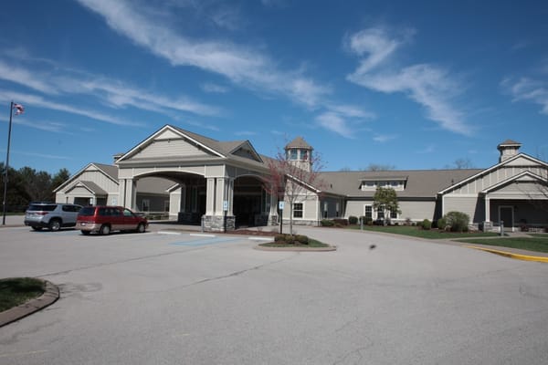 Exterior view of Morning Pointe Senior Living facility