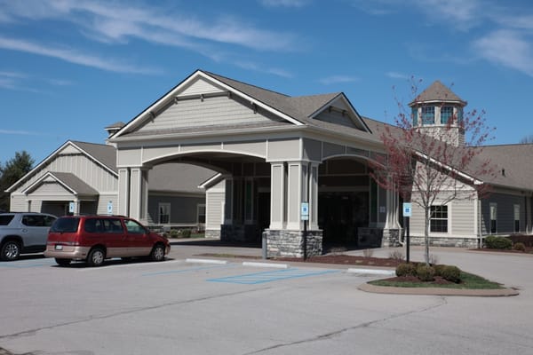 Exterior view of Morning Pointe Senior Living facility