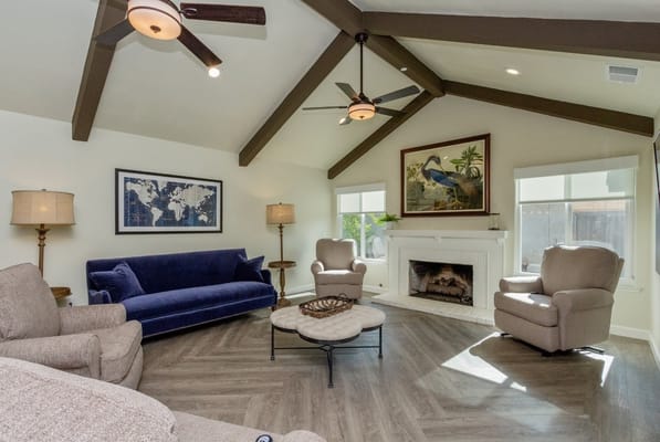 Bright and inviting common area with comfortable seating