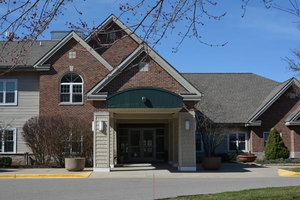 Exterior view of the Covenant Living facility entrance