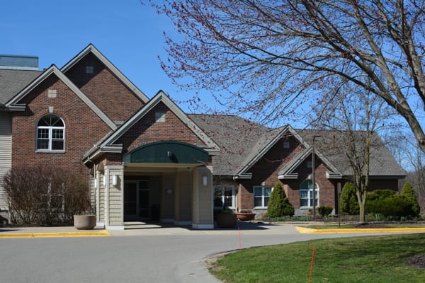 Exterior view of Covenant Living building entrance