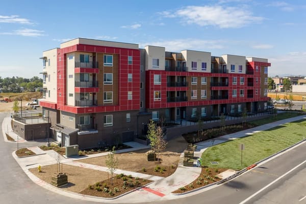 Exterior view of Crossing Pointe North Apartments
