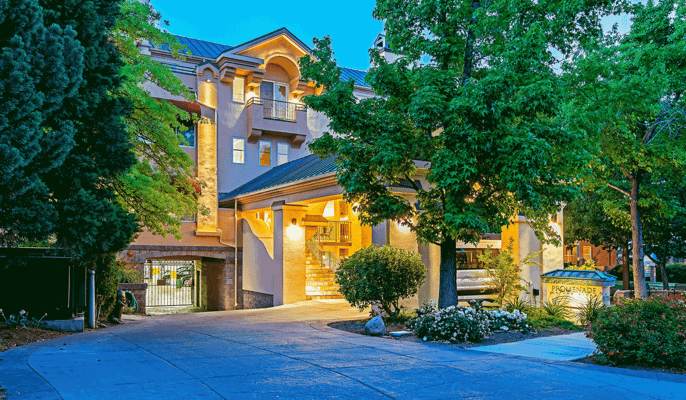 Promenade On the River
