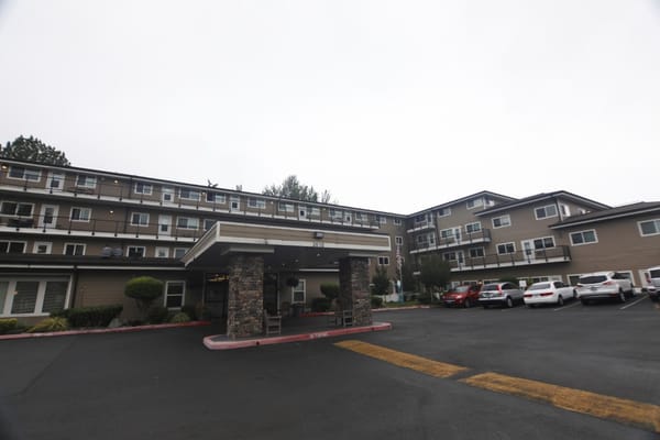 Exterior shot of Brookdale Allenmore entrance