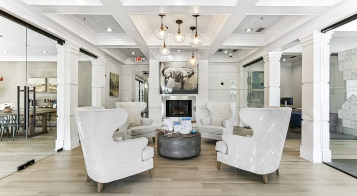 Bright and inviting common area with seating