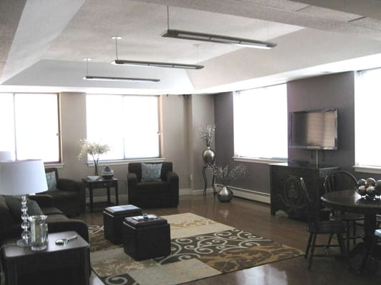 Bright and welcoming common area with seating