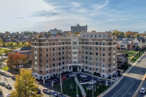 Aerial view of Birchwood at Rodney Court facility