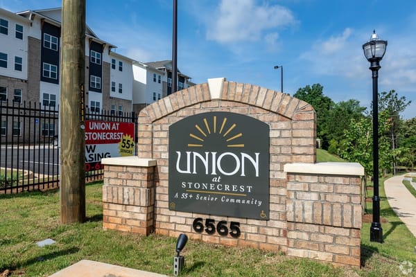 Exterior view of the Union at Stonecrest facility sign