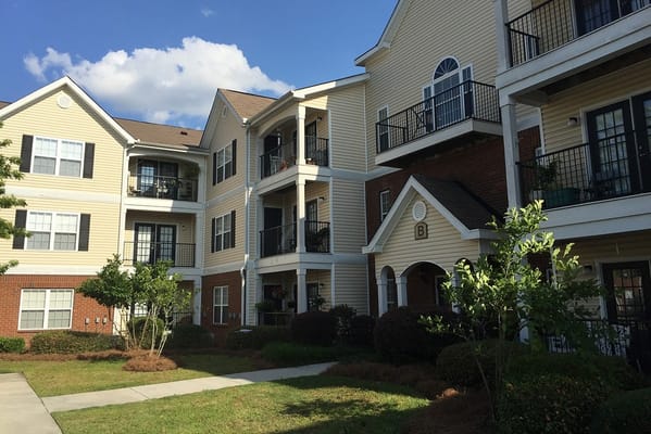 Exterior view of Ashton Meadows Apartments