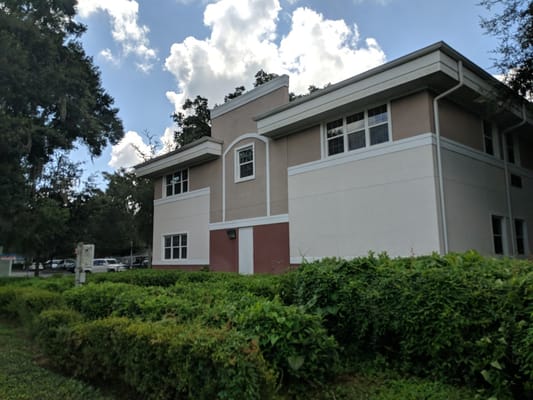 Exterior view of an assisted living facility building