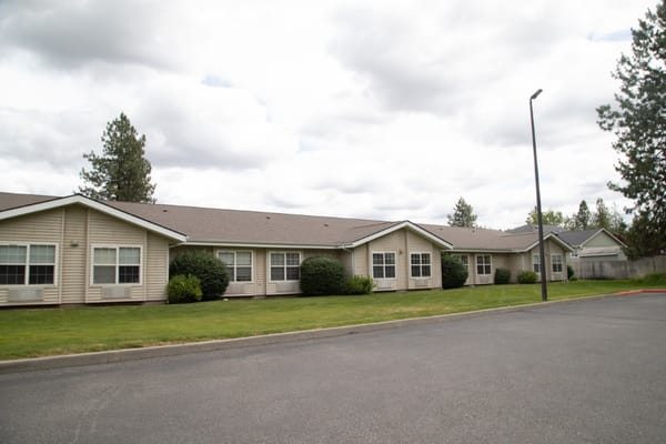 Exterior view of Avista Senior Living Spokane