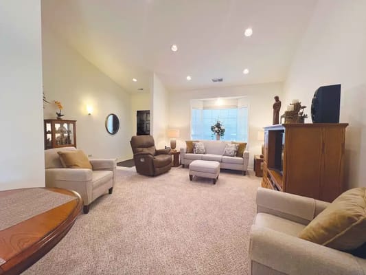 Cozy common area with comfortable seating