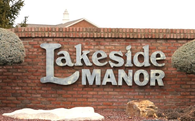 Signage for Lakeside Manor Independent Living