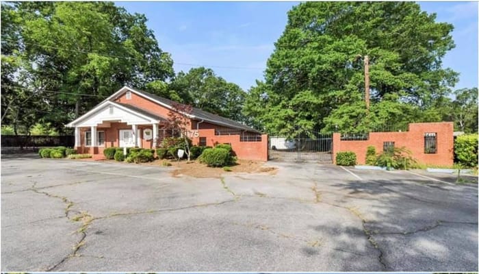 Exterior view of Golden Bridges Senior Care Services
