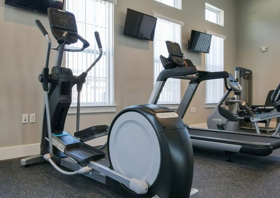 Well-equipped fitness area with exercise machines
