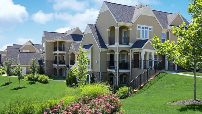 Mansions at Canyon Creek Apartments