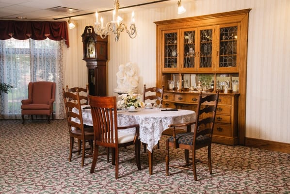 Cozy common area with a dining table and decor