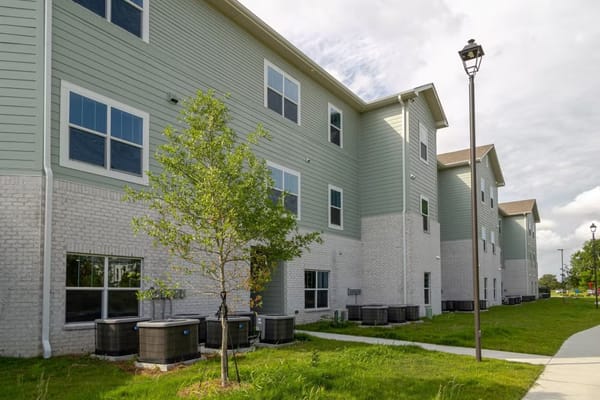 Exterior view of Villas of Lafayette building