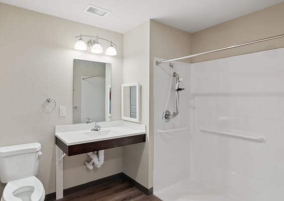 Clean and accessible bathroom in a resident room