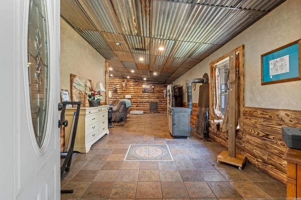 Village Manor — photo 4