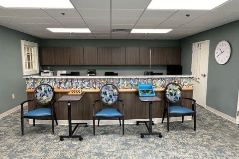 River Oaks Nursing & Rehabilitation Center LLC