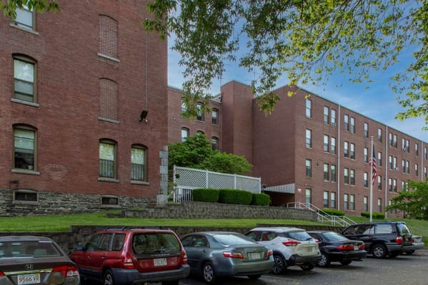 Mazur Park Apartments