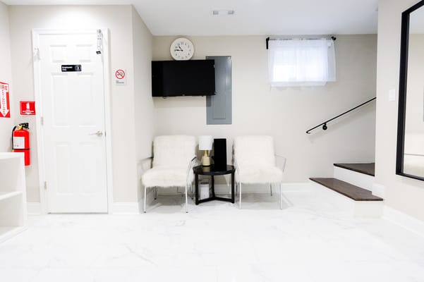 Cozy sitting area with modern decor and light colors