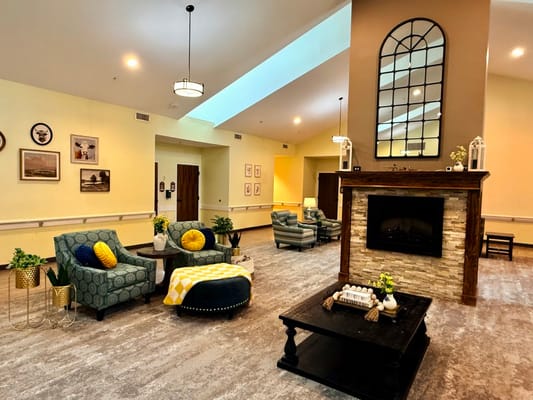 Bright and inviting common area with seating