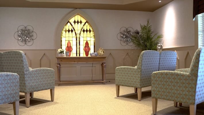 Bright and welcoming common area with comfortable seating