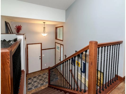 Staircase leading to the entrance of Ibson Health Services